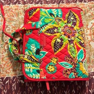 Vera Bradley hanging organizer